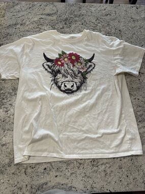 Freeze Cream Graphic Tee with Black Logo